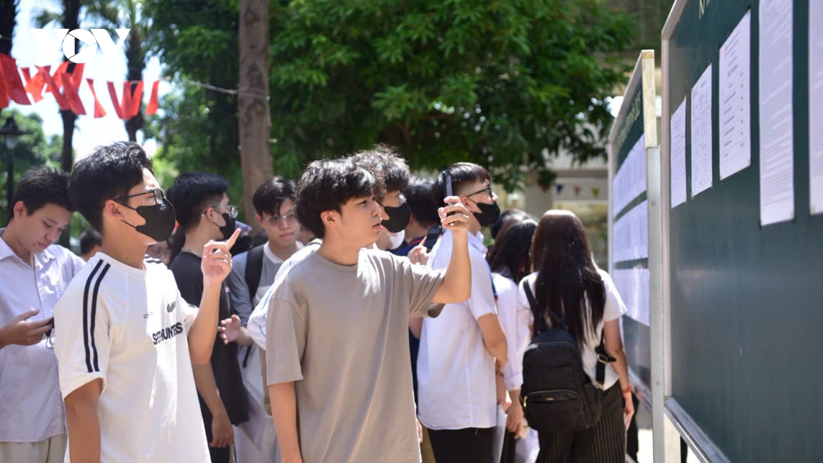 Chênh lệch lớn giữa điểm học bạ và điểm thi tốt nghiệp: Môn Toán lộ rõ khoảng cách